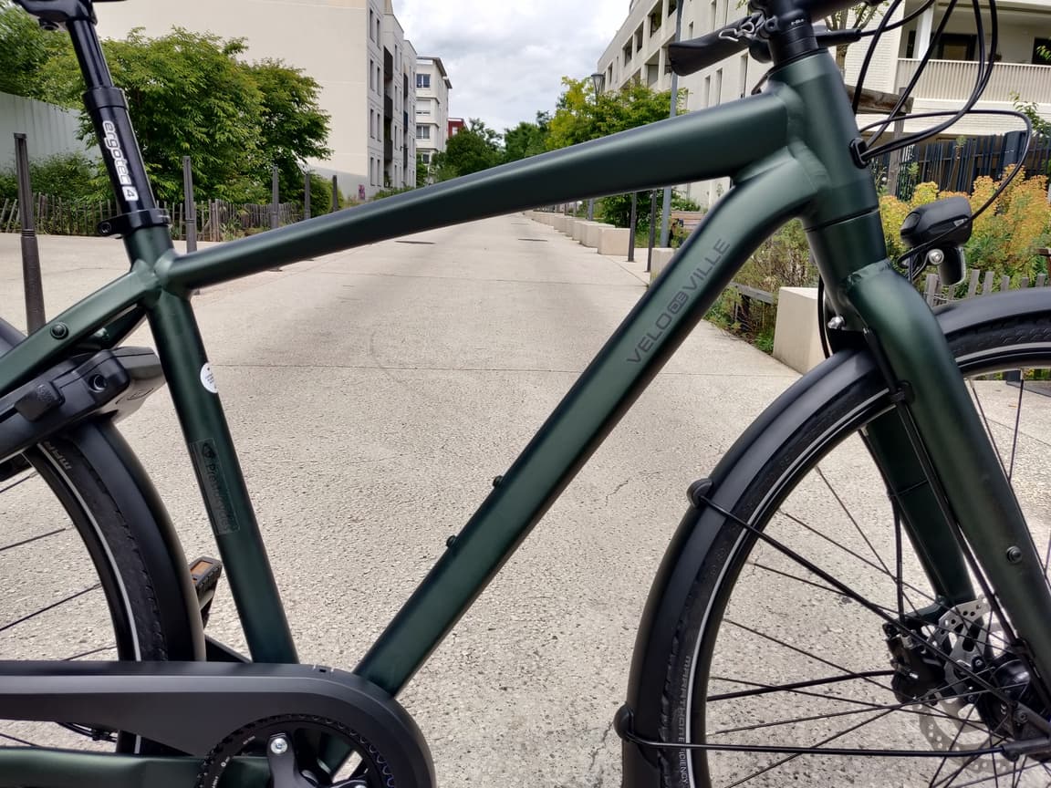 Vélo urbain courroie Gates Carbon Drive moyeu Enviolo