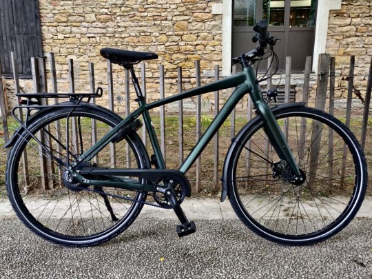 Vélo urbain courroie Gates Carbon Drive moyeu Enviolo