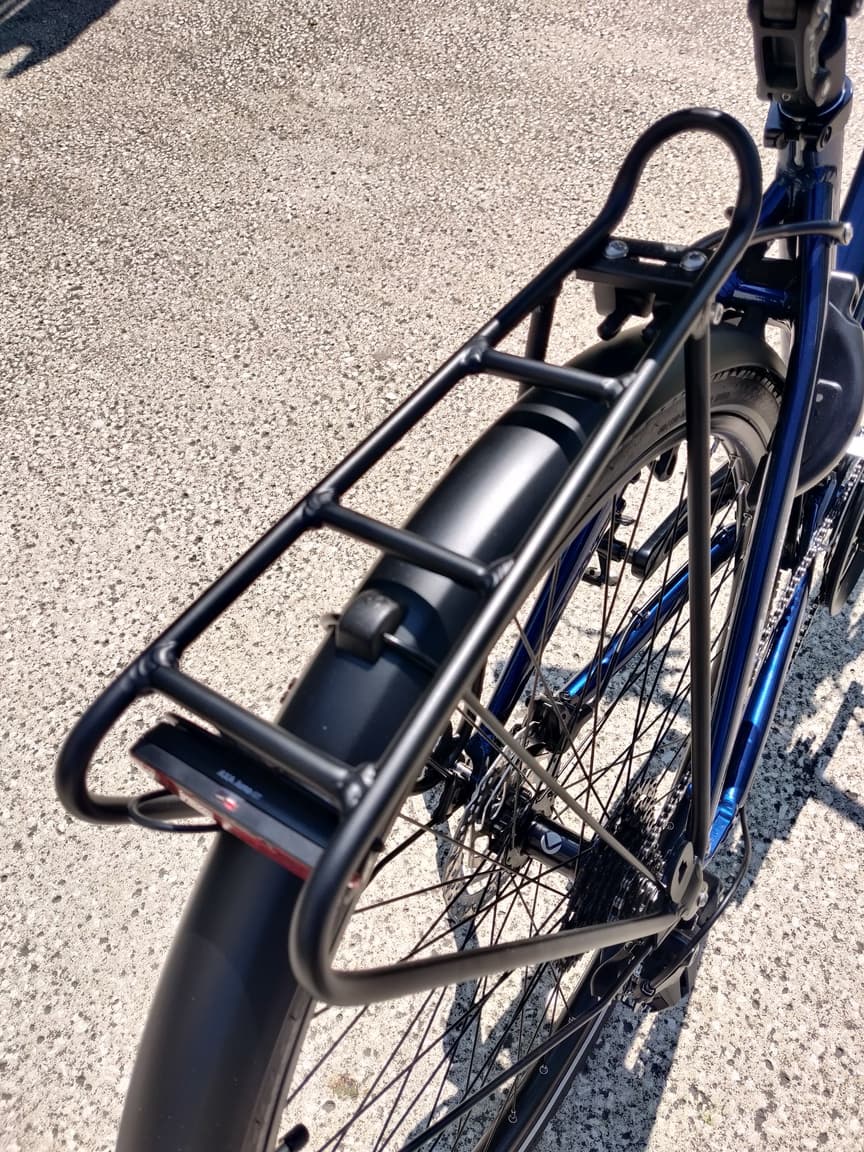 Vélo VTC VELODEVILLE cadre ouvert pour randonnée chemin